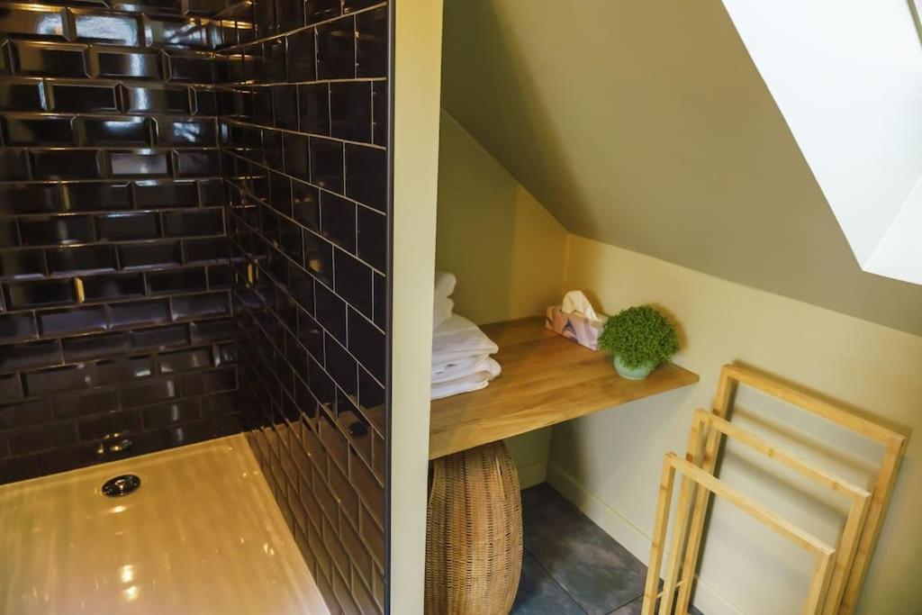 Au Ptit Bouchon - Stationnement Gratuit Dans La Rue Appartement